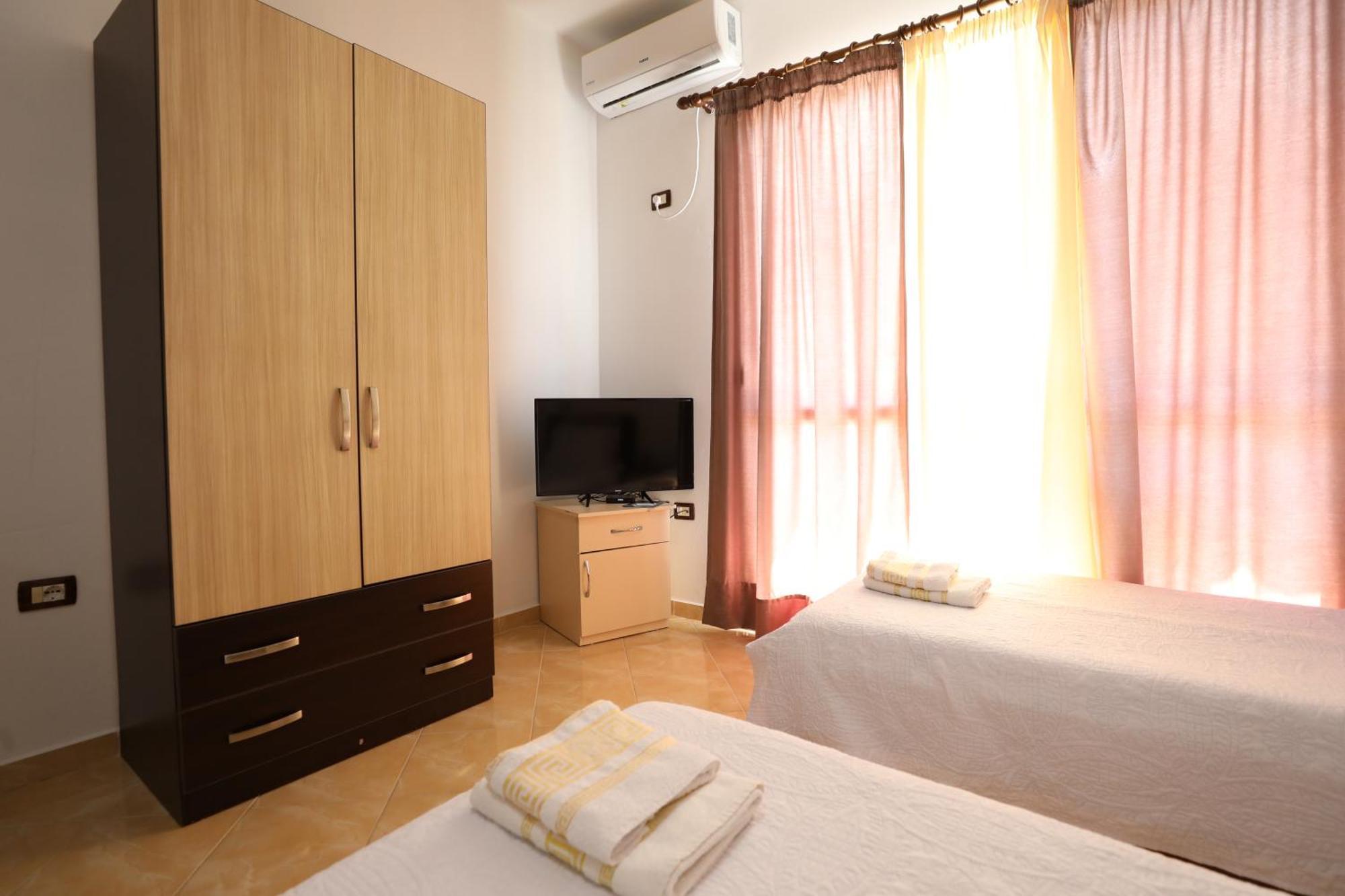 Blue Bay Apartments Sarandë Exteriér fotografie
